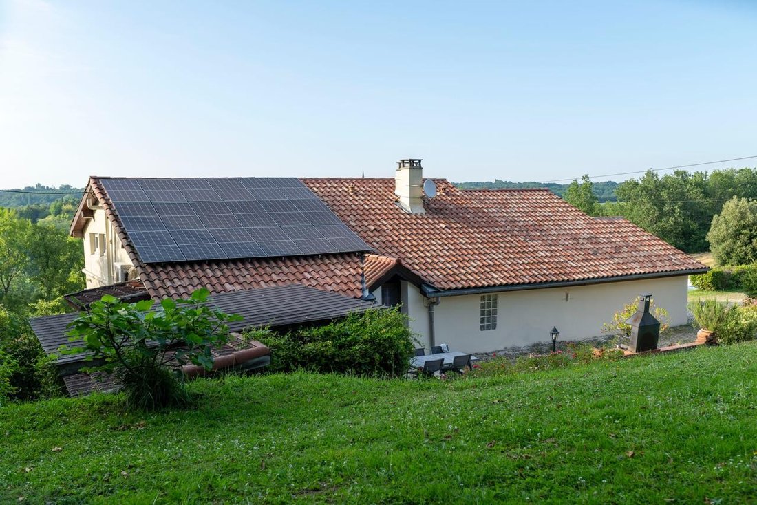 Villa in Sos, Nouvelle-Aquitaine, France 3 - 17654282