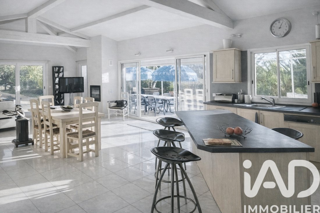 House in Quartiers Est les Salettes-Les Campons, La Colle-sur-Loup, France 4 - 17545800