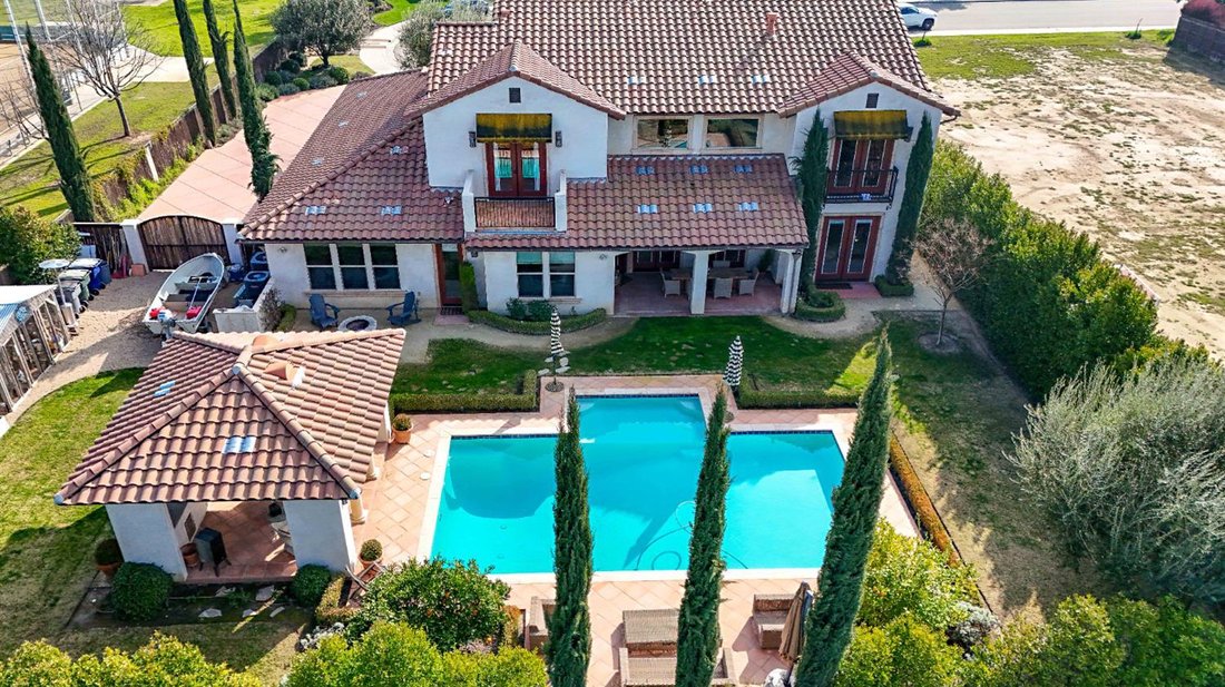 House in Clovis, California, United States 5 - 17659749
