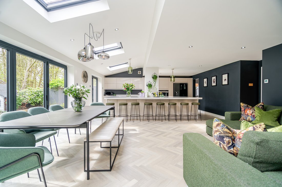 House in Shenley Lodge, Shenley Brook End, England 2 - 17659048