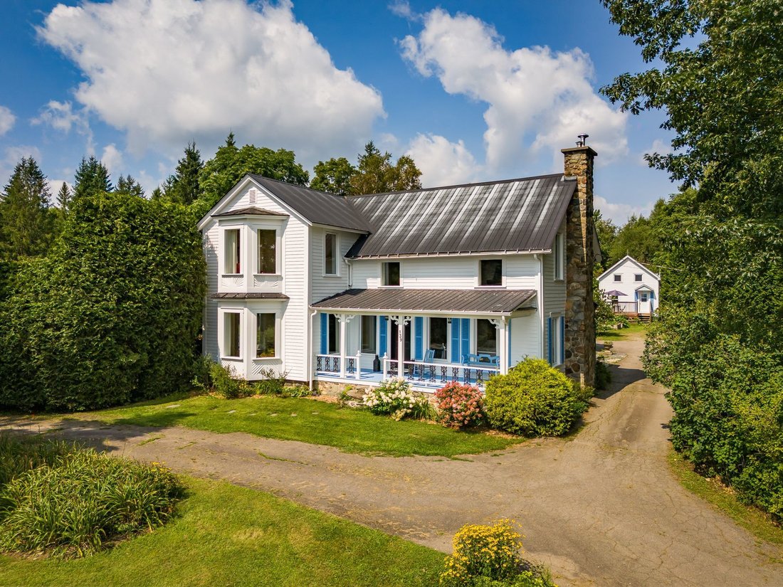 House in Lac-Brome, Quebec, Canada 5 - 14616872