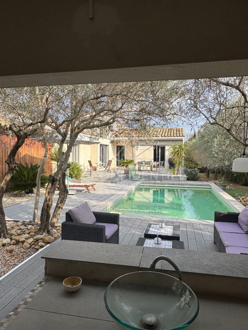 Villa in Maussane-les-Alpilles, Provence-Alpes-Côte d'Azur, France 3 - 17330757