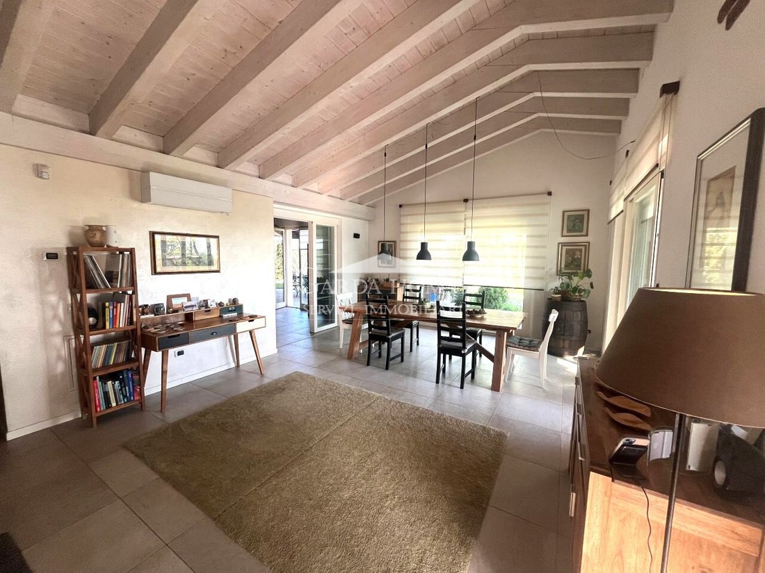 Villa à Entroterra, Desenzano del Garda, Lombardie 2 - 17656240