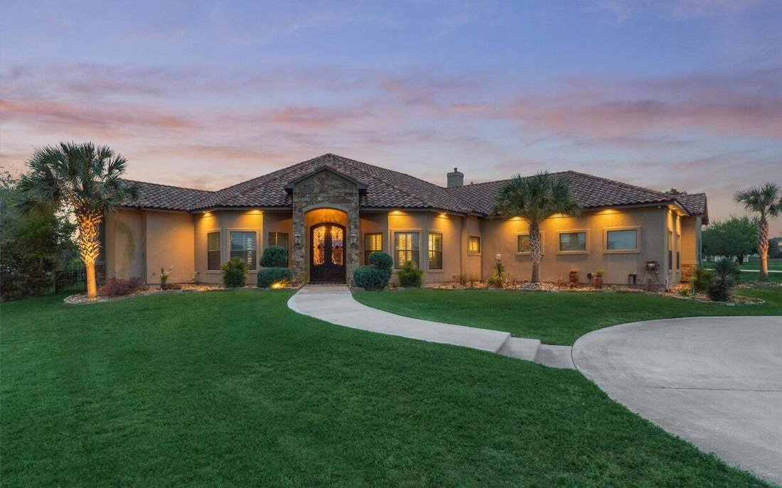 House in Montgomery, Texas, United States 4 - 17440028