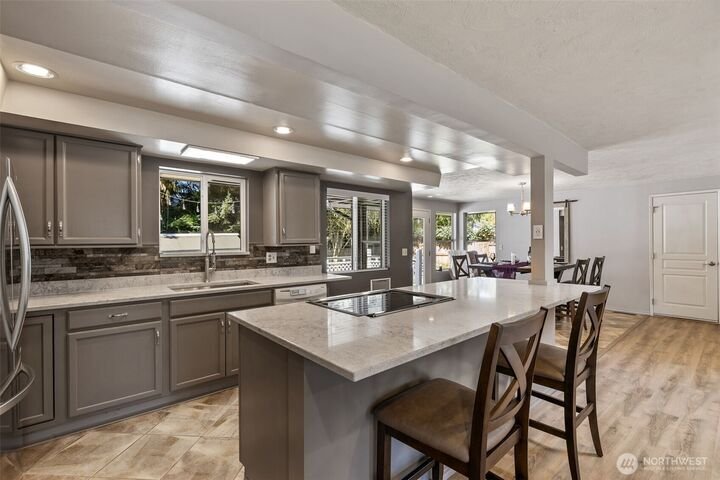 Casa a Kirkland, Washington, Stati Uniti 4 - 17657256