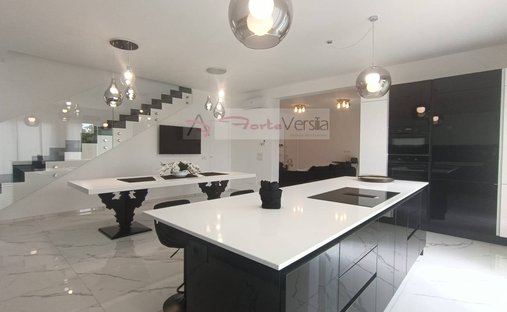 Villa en Pietrasanta, Toscana, Italia 1