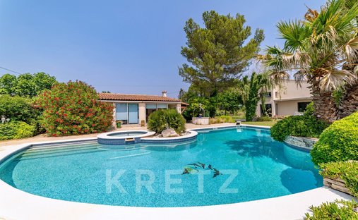 Villa in Villeneuve-lès-Avignon, Okzitanien, Frankreich 1