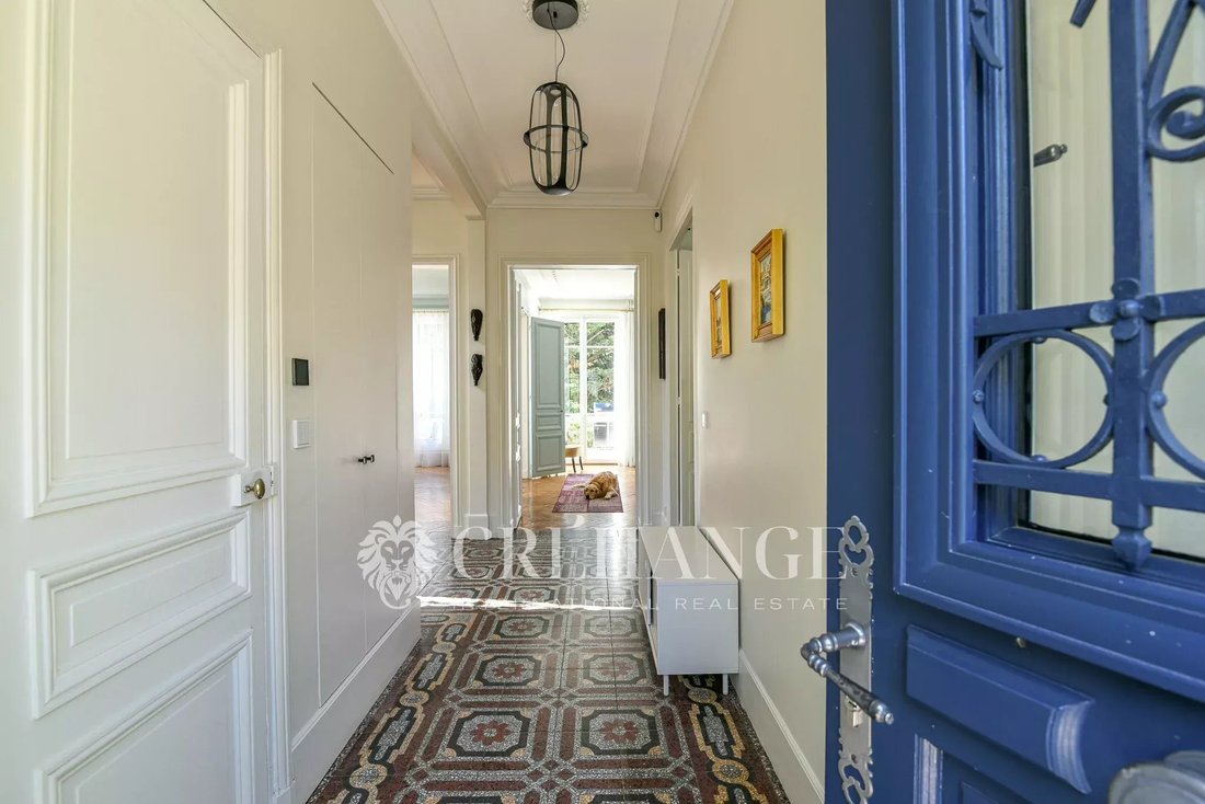 House in Chatou, Ile-de-France, France 2 - 17654604