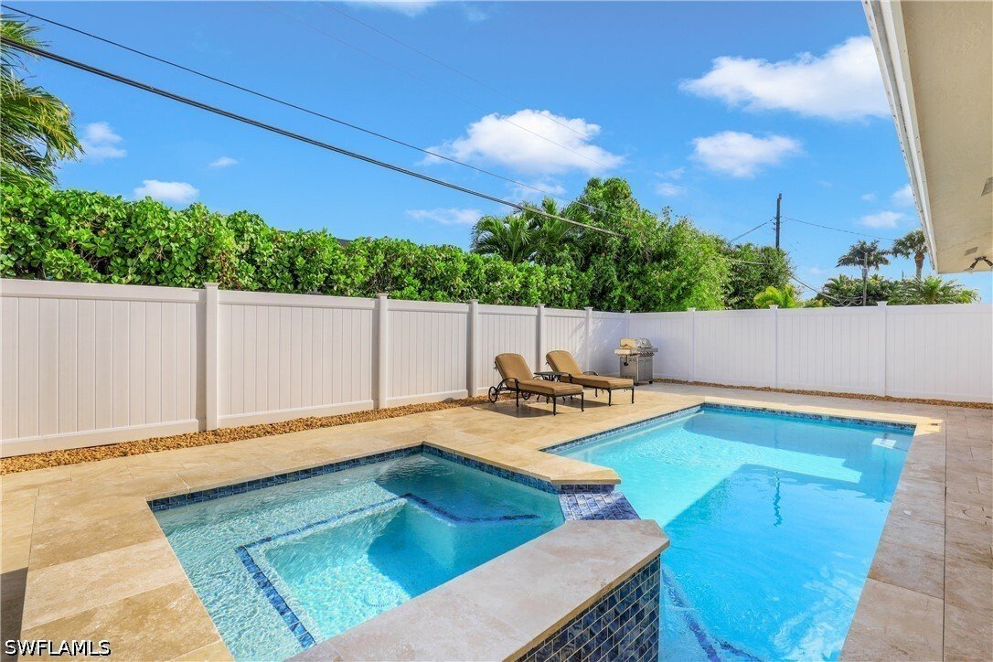 House in Naples, Florida, United States 3 - 17655520