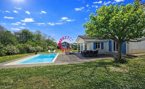 House in Sainte-Foy-lès-Lyon, Auvergne-Rhône-Alpes, France 1
