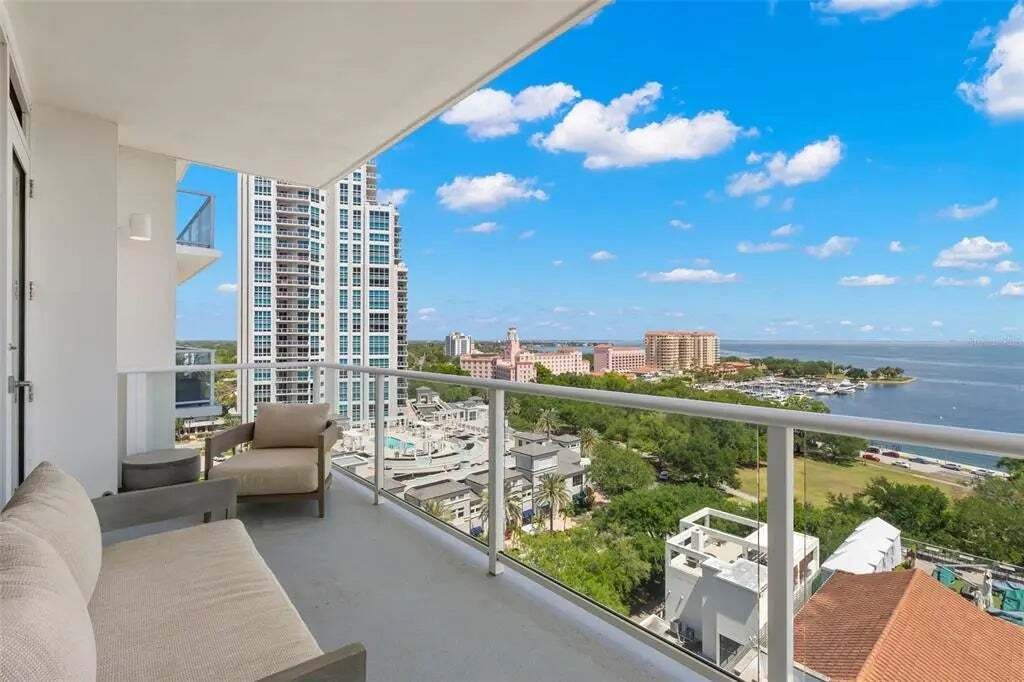House in St. Petersburg, Florida, United States 5 - 17656877