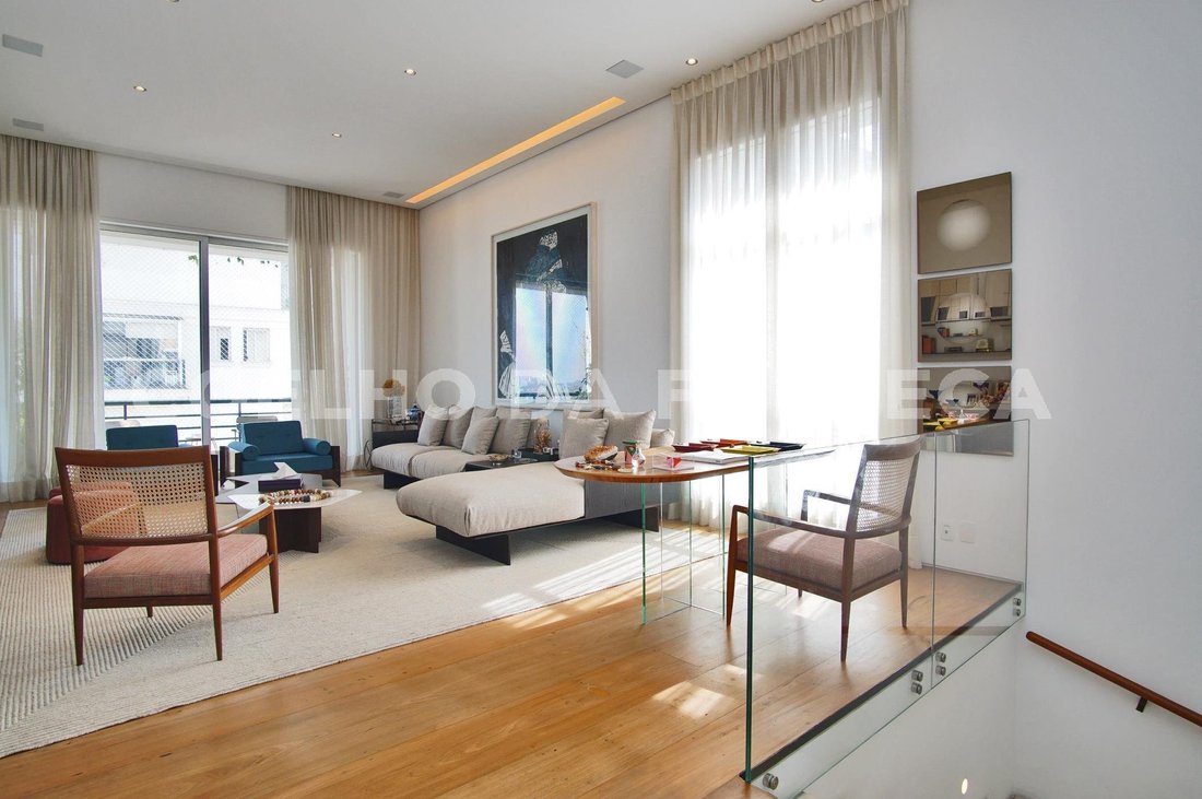 Condo in São Paulo, State of São Paulo, Brazil 5 - 17656751