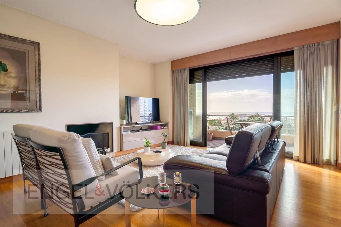Apartment in Aldoar, Foz do Douro e Nevogilde, Porto District, Portugal 1 - 17655257