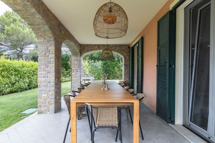 Villa in Garlenda, Liguria, Italy 1 - 17659072