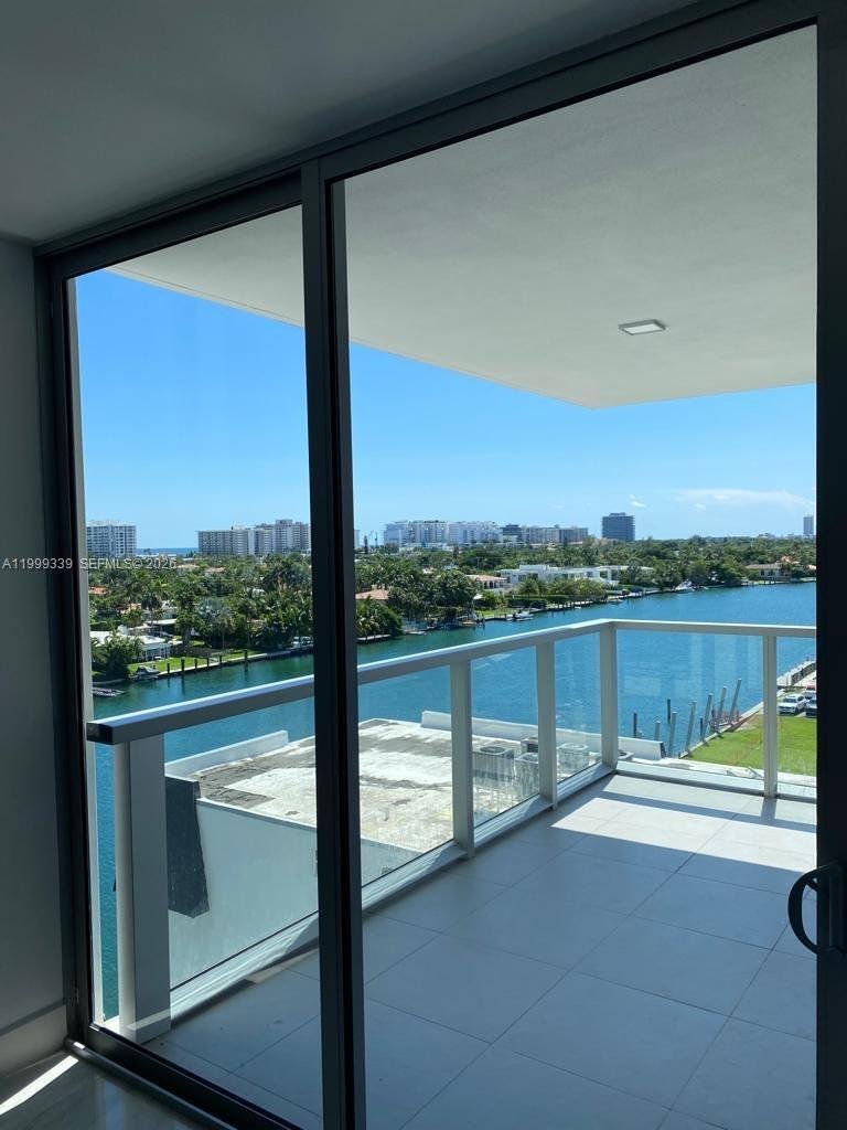 Condo in Bal Harbour, Florida, United States 2 - 17655301