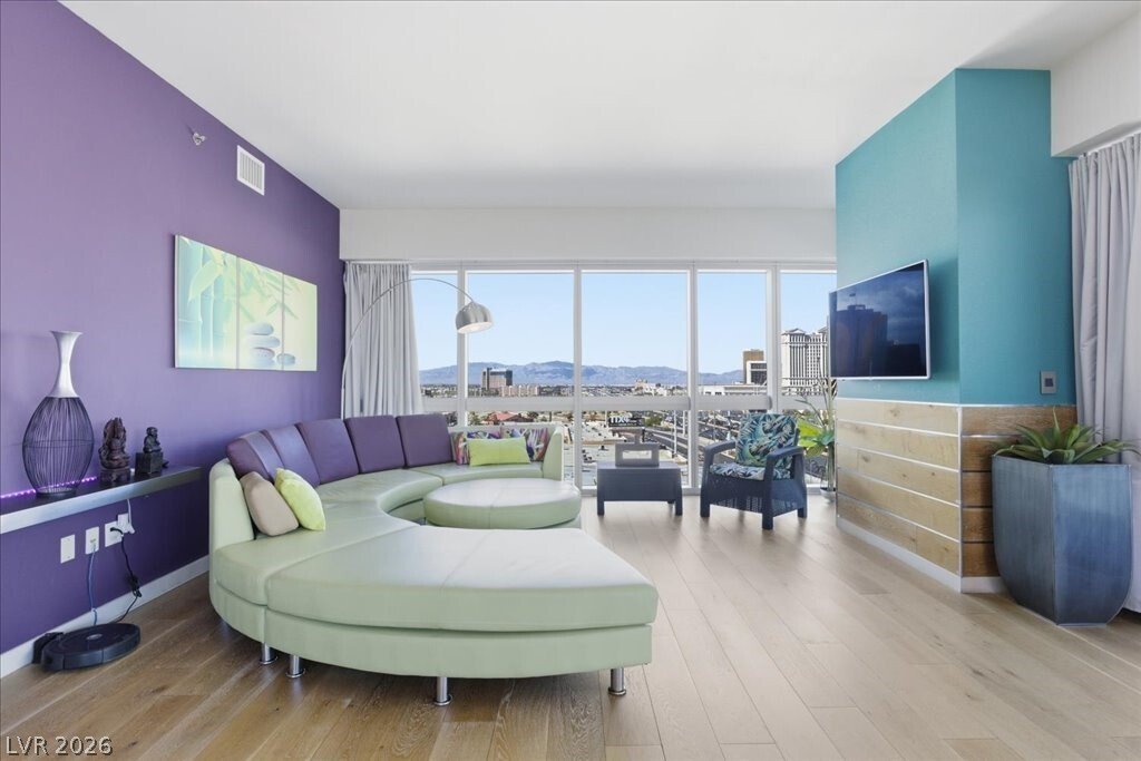 House in Las Vegas, Nevada, United States 4 - 17570971