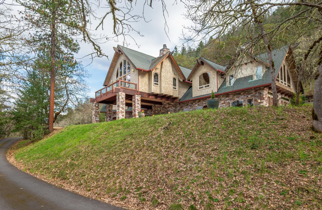 House in Applegate, Oregon, United States 4 - 17657225