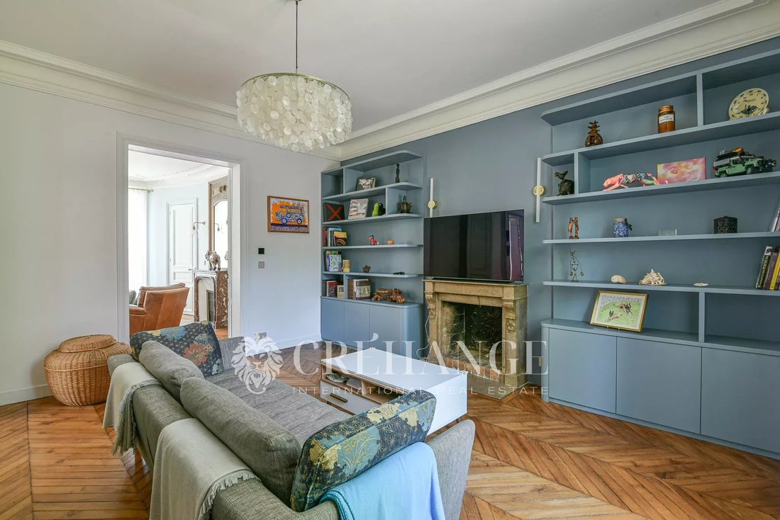 House in Chatou, Ile-de-France, France 4 - 17654604