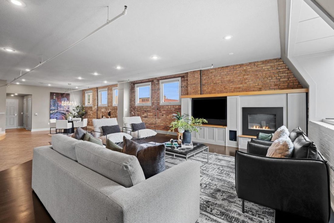 House in Kalamazoo, Michigan, United States 4 - 17658135