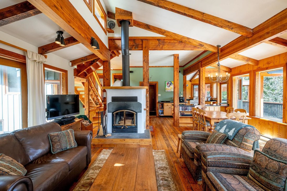 House in Whistler, British Columbia, Canada 4 - 17655943