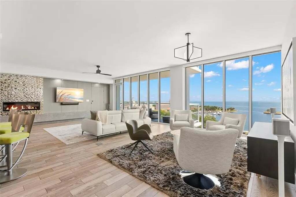 House in St. Petersburg, Florida, United States 2 - 17656877