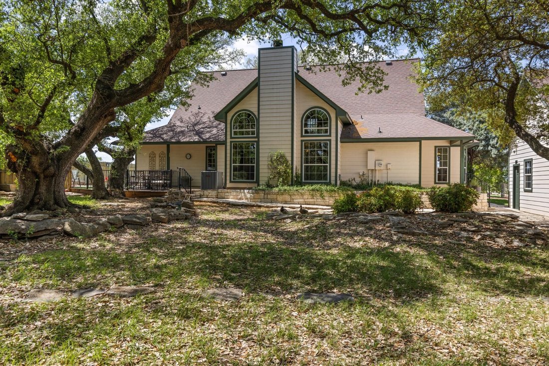 Farm Ranch in Granbury, Texas, United States 1 - 17598555