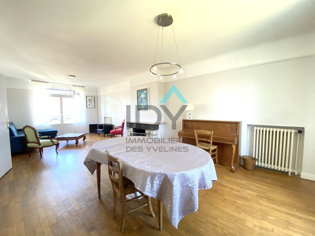 House in Poissy, Ile-de-France, France 3 - 17655993