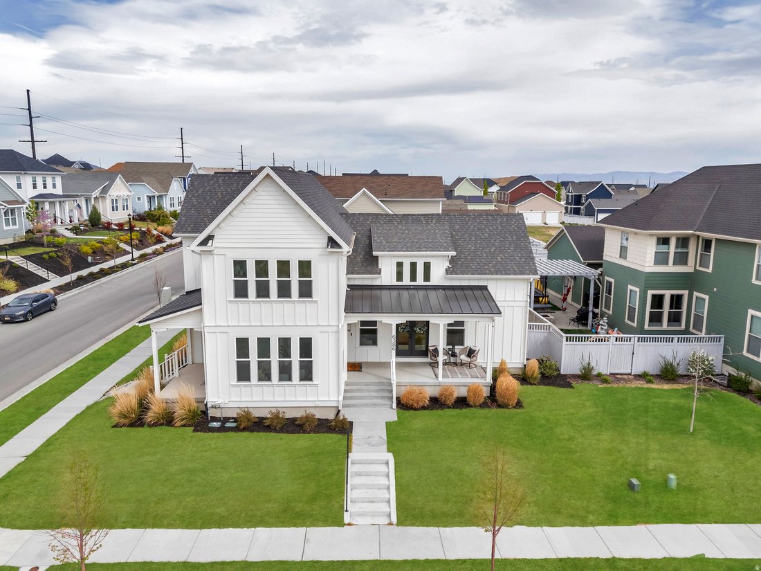 South Jordan, Utah, United States 2 - 17654891