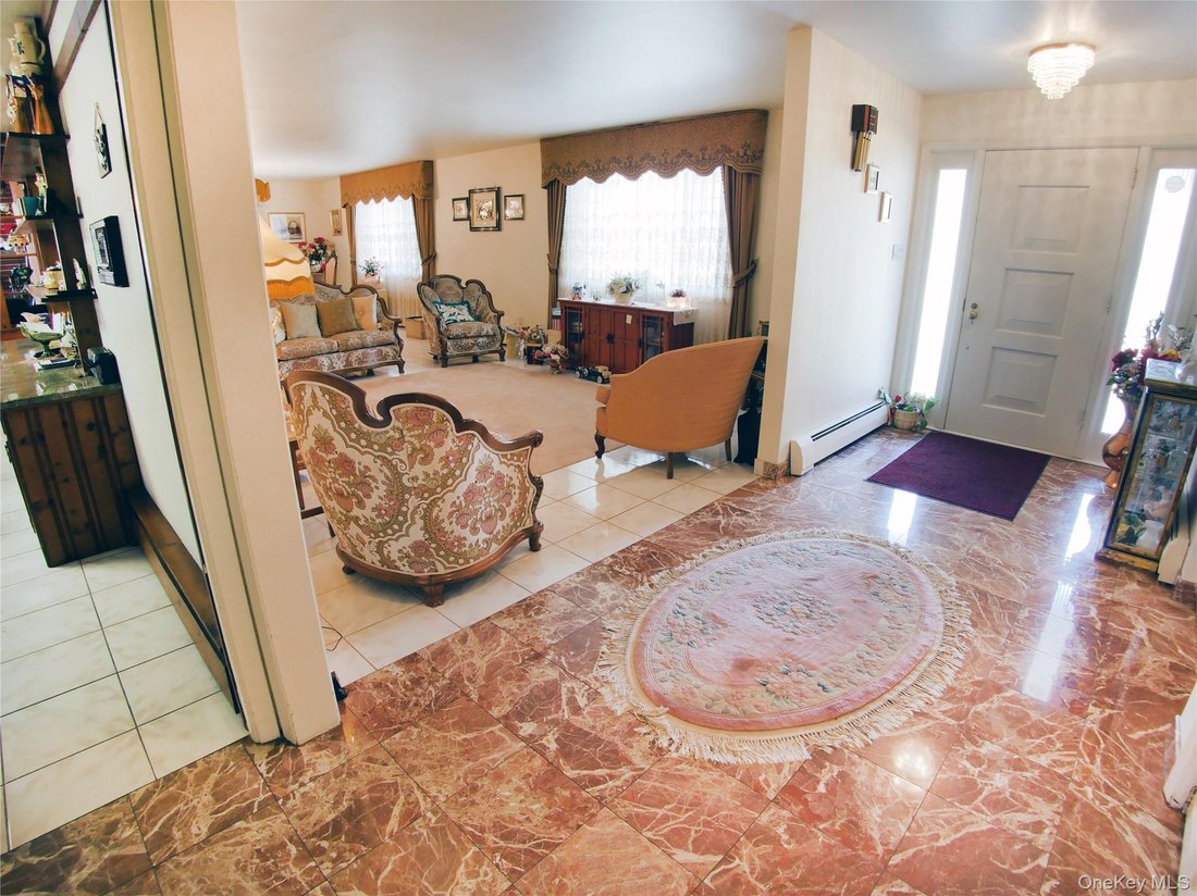 House in Thornwood, New York, United States 5 - 17654825
