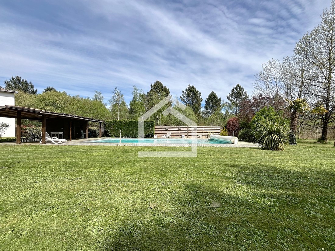 House in Arsac, Nouvelle-Aquitaine, France 2 - 17654334
