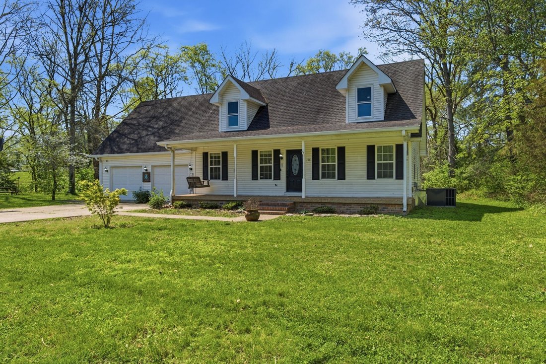 House in Gallatin, Tennessee, United States 2 - 17631478