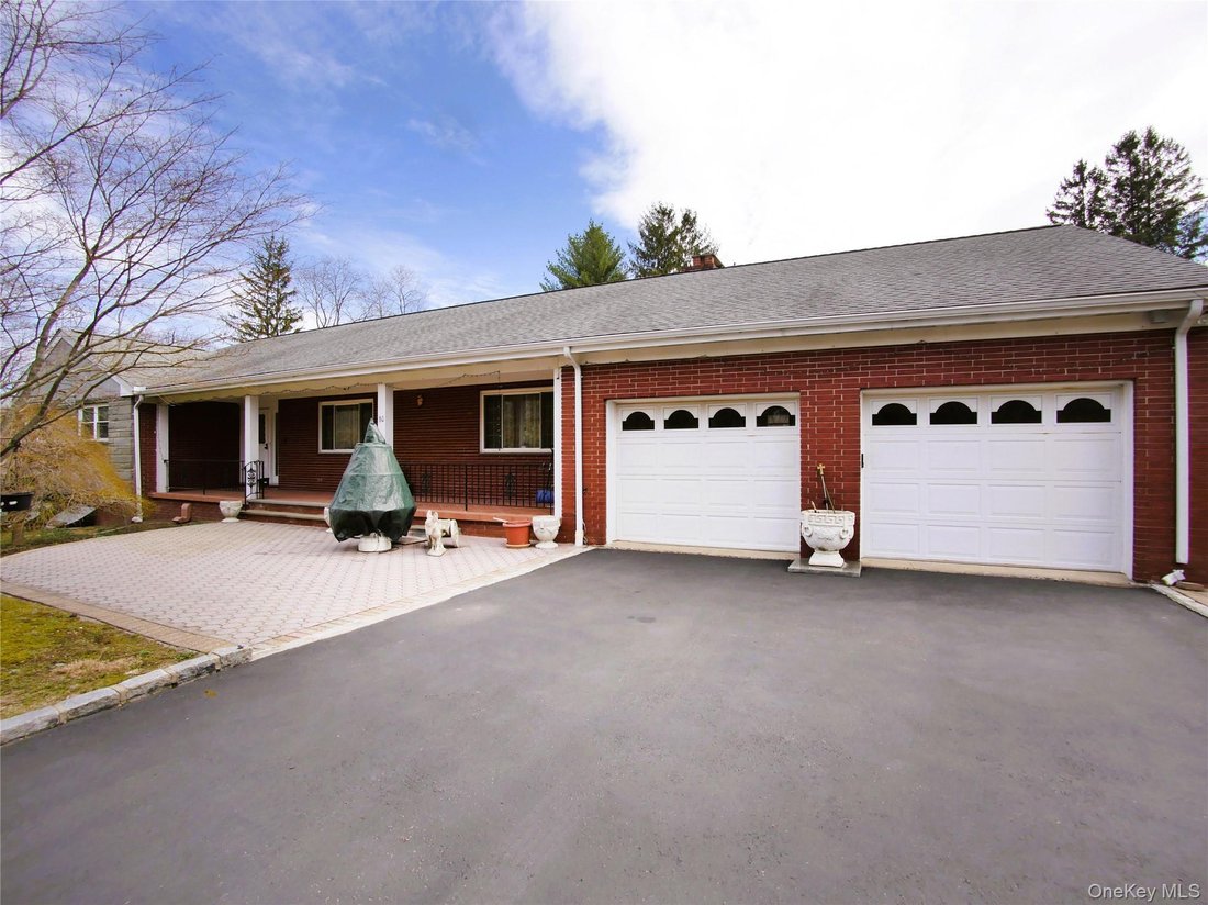 House in Thornwood, New York, United States 2 - 17654825