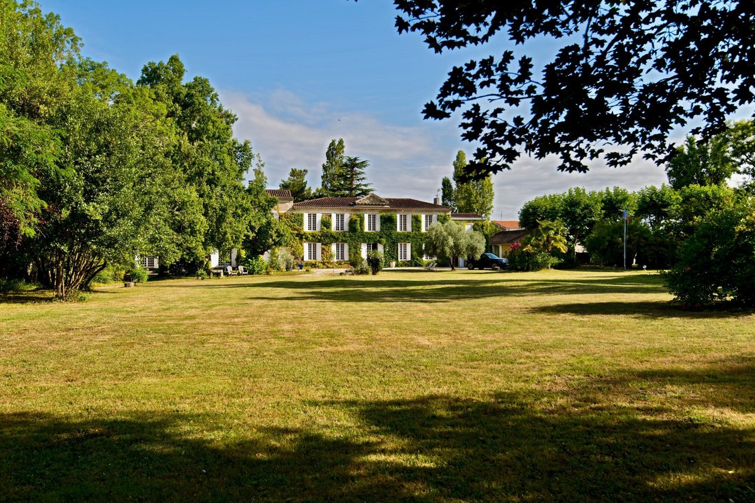 House in Hôtel de Ville-Quinconce-Saint Seurin-Fondaudège, Bordeaux, France 3 - 17660795