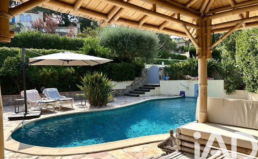 House in Ville-Les Saquedes-Le Bouillonnet, Sainte-Maxime, France 1