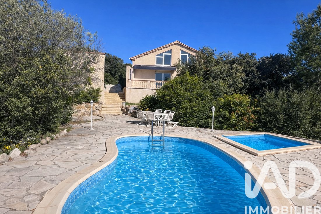 House in Bandol, Provence-Alpes-Côte d'Azur, France 1 - 17657771