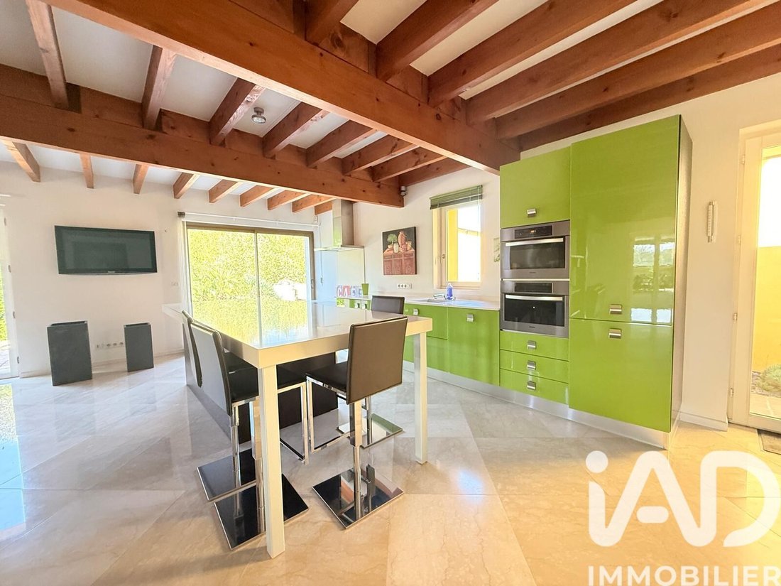 House in Saint-Martial-d'Artenset, Nouvelle-Aquitaine, France 2 - 17658341
