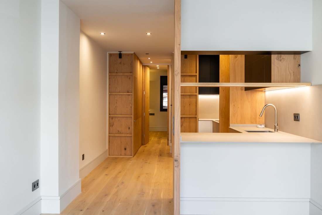 Apartment in Sants-Montjuic, Barcelona, Spain 2 - 17660126