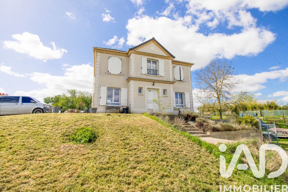 House in Abbeville-la-Riviere, Ile-de-France, France 1 - 17657780