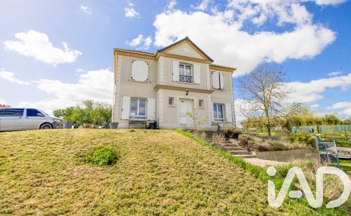 Maison à Abbéville-la-Rivière, Île-de-France, France 1