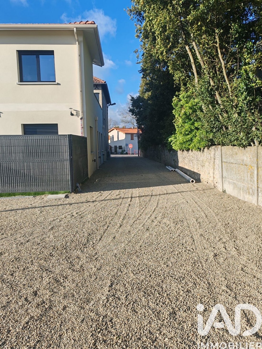 Toulenne, Nouvelle-Aquitaine, France 4 - 17275383
