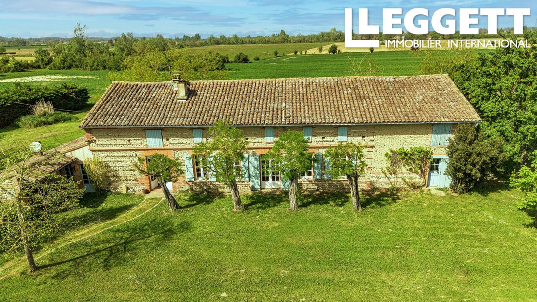 Farm Ranch in Lavernose-Lacasse, Occitania, France 2 - 14329638