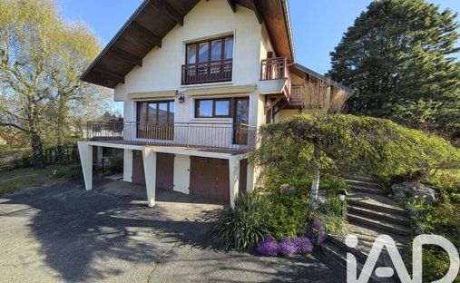 House in Sonnaz, Auvergne-Rhône-Alpes, France 1