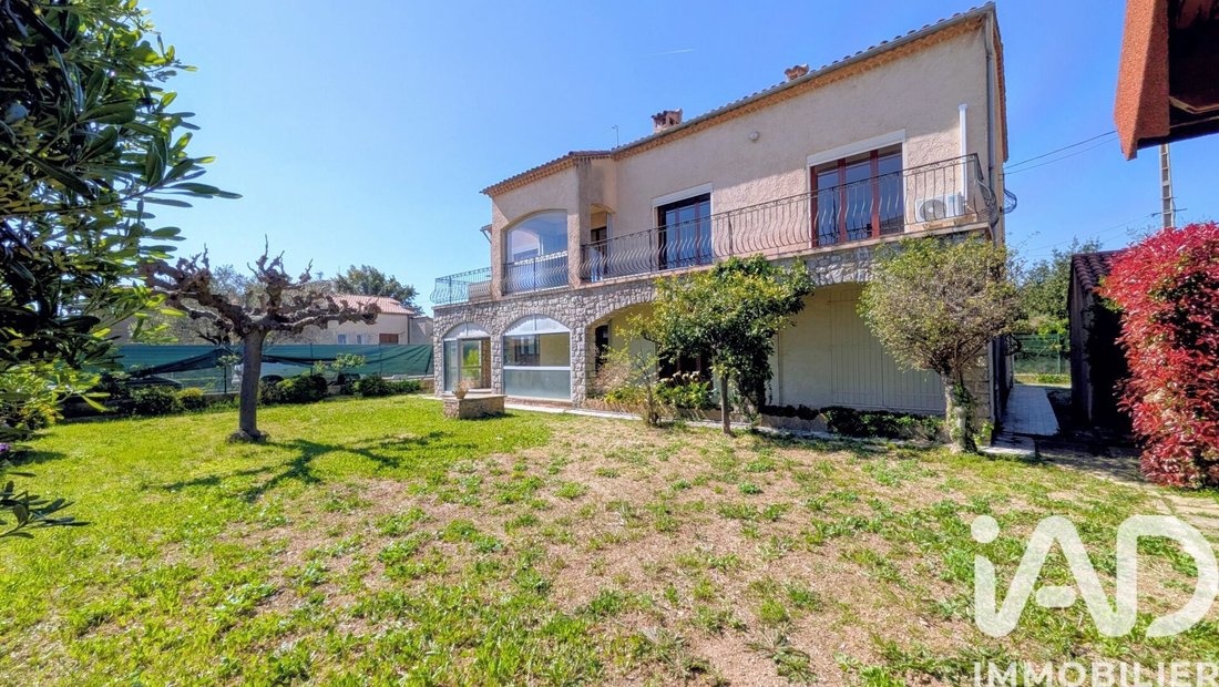 House in La Crau, Provence-Alpes-Côte d'Azur, France 2 - 17658704