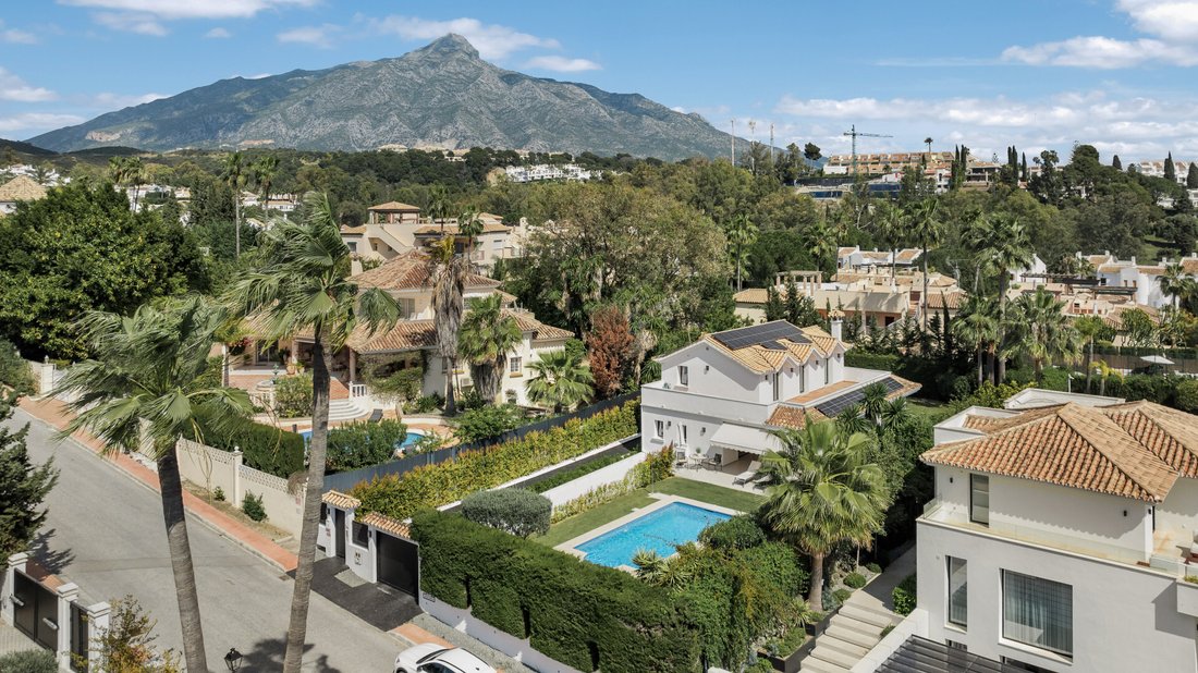 Villa in Marbella, Andalusia, Spain 3 - 17657853