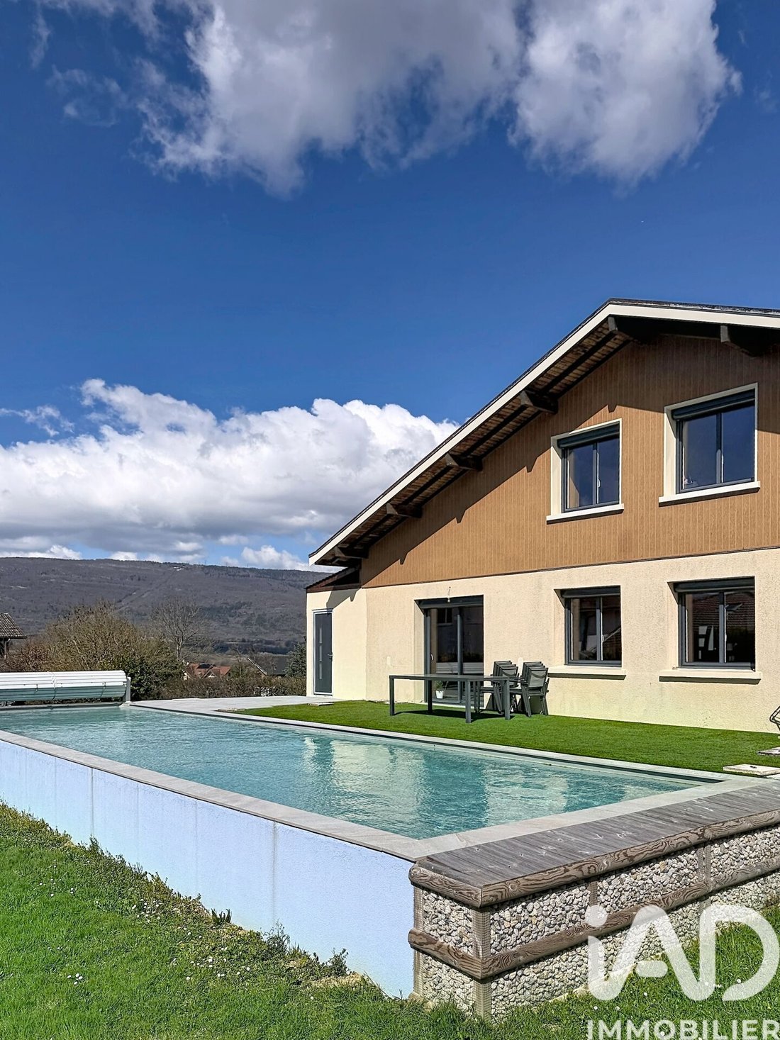 House in Saint-Germain-sur-Rhone, Auvergne-Rhône-Alpes, France 2 - 17658433