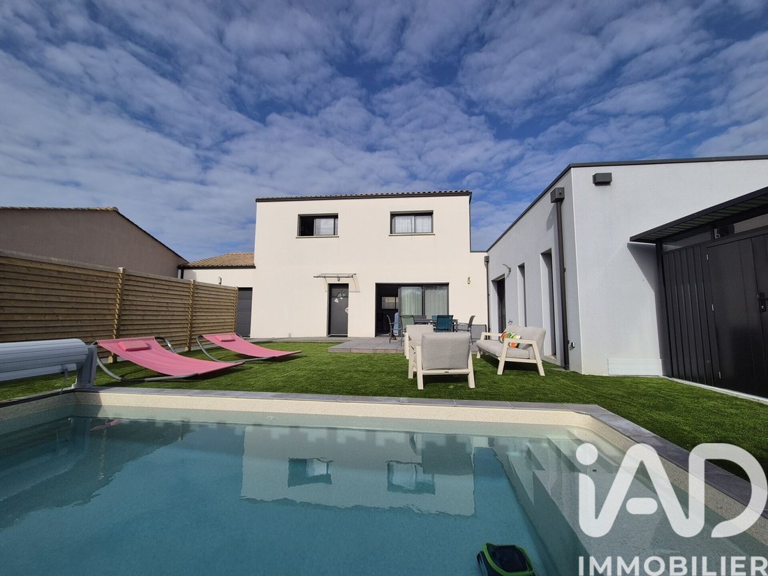 House in Les Sables-d'Olonne, Pays de la Loire, France 1 - 17658484