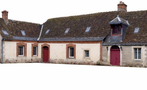 House in Neuille-le-Lierre, Centre-Val de Loire, France 1