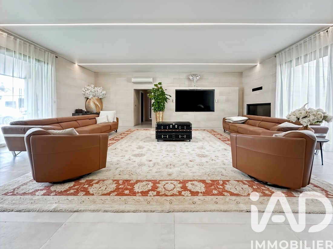 House in Chelles, Ile-de-France, France 4 - 17659737