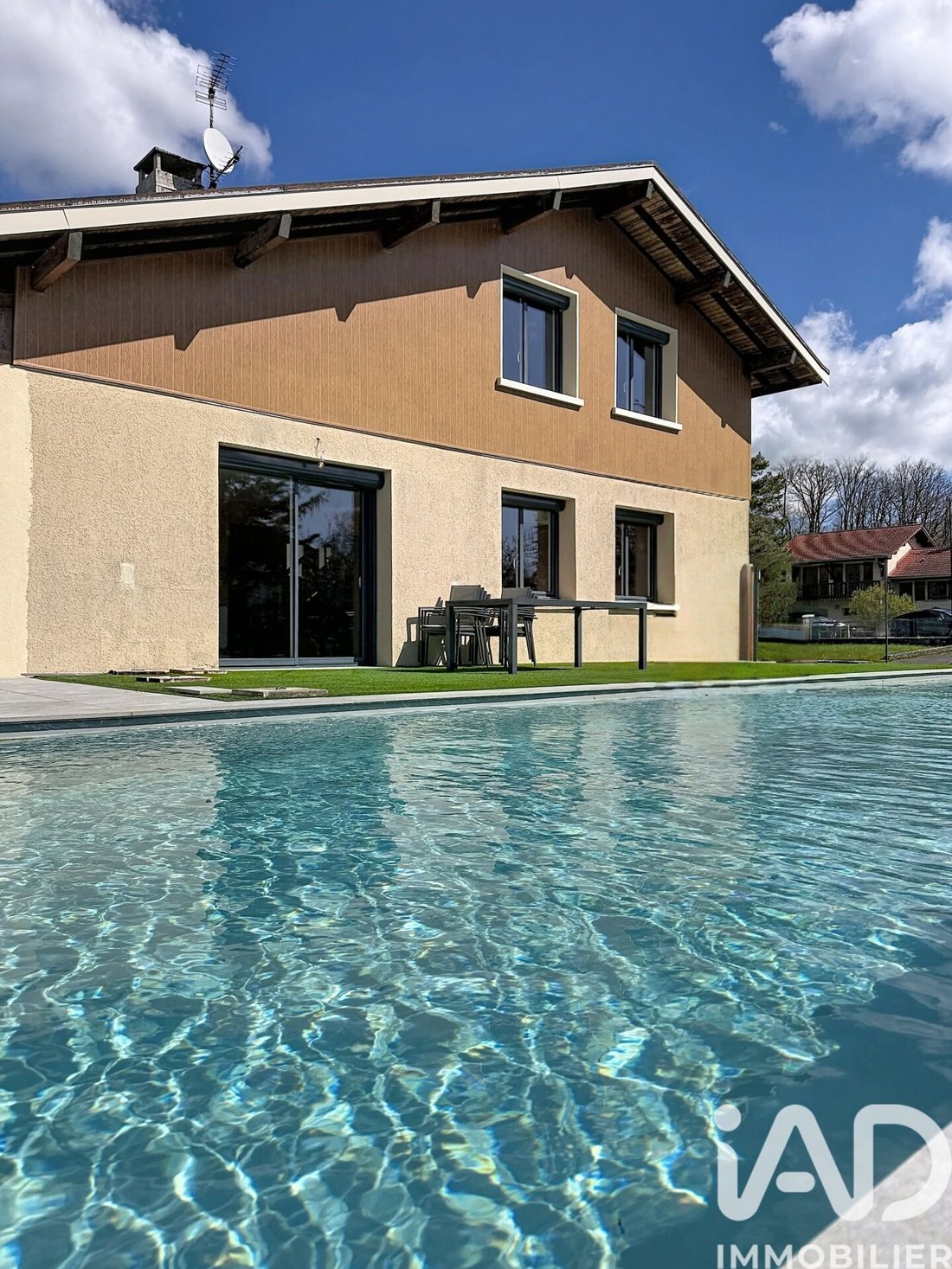 House in Saint-Germain-sur-Rhone, Auvergne-Rhône-Alpes, France 1 - 17658433