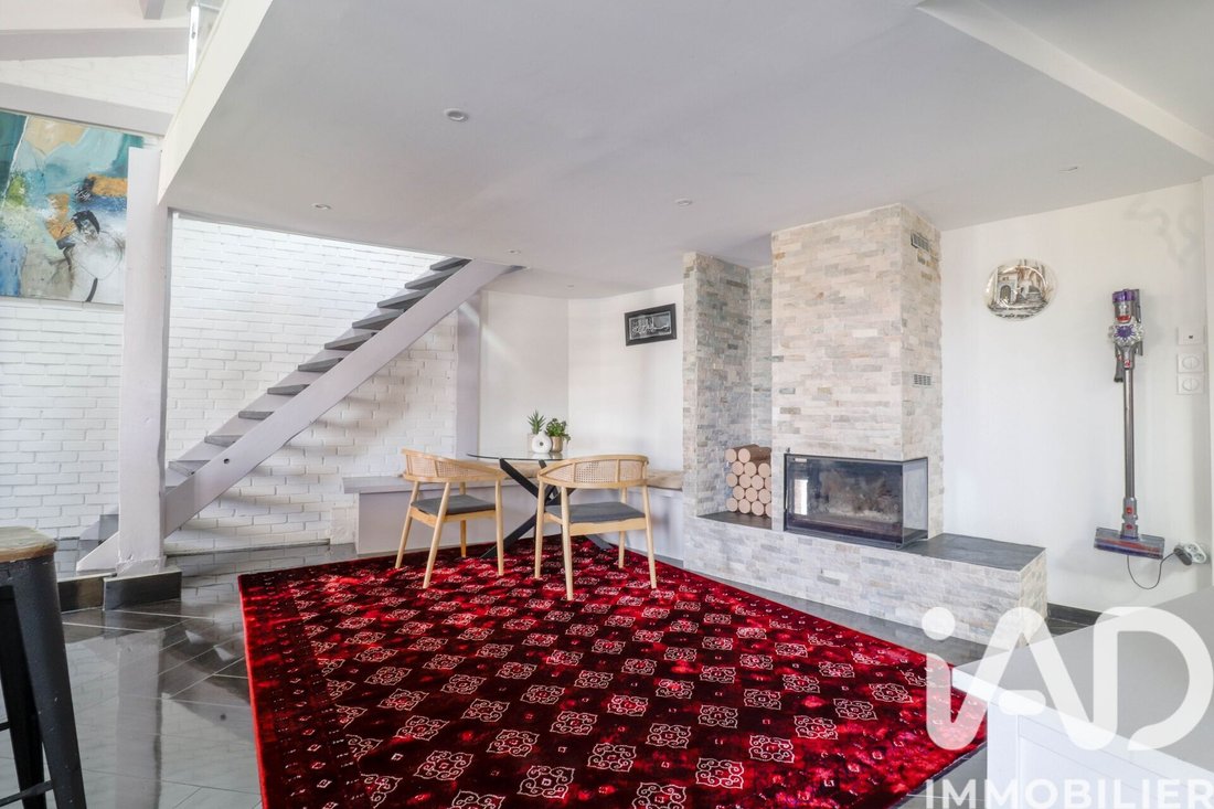 House in Saulx-les-Chartreux, Ile-de-France, France 2 - 17658352